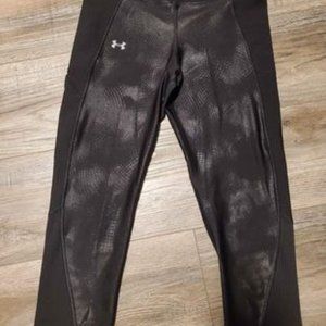 Underarmour Crop Athletic Leggings